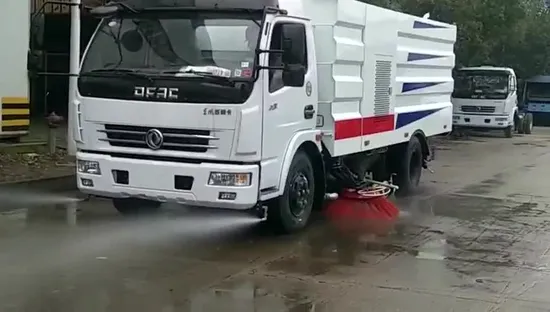 Isuzu 4 cbm Wassertank 5 cbm Mülltank Hochdruck-Straßenwaschwagen Isuzu 130 PS Euro 5 Straßenkehrmaschine